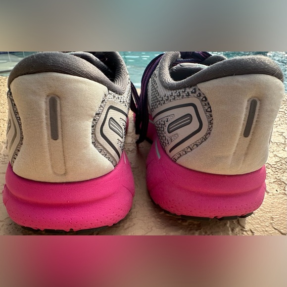 Brooks Ghost 14 Gray Pink Running Shoes 12035016024 Women’s Size 7 Super Clean - Picture 10 of 15